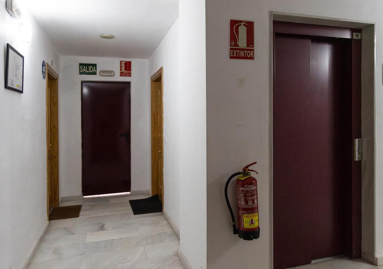 Apartment Centro Wifi Terraza Parking Ascensor A La Playa A 5 Min